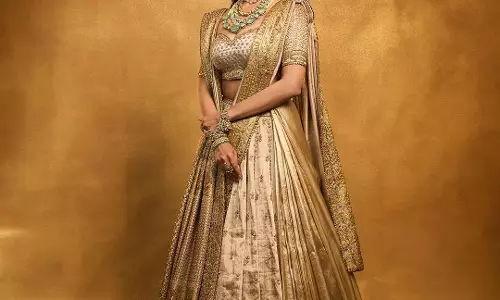 Malavika Mohanan: Dazzling in Golden Elegance!