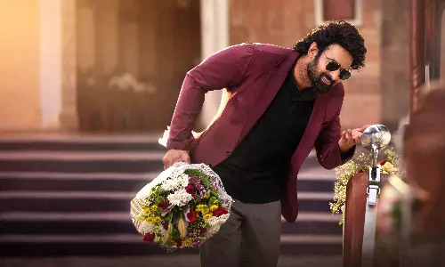 ప్రభాస్ బర్త్ డే స్పెషల్ గా రాజాసాబ్..! ప్రభాస్ బర్త్ డే స్పెషల్ గా రాజాసాబ్..!