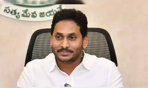 జగన్ నాయకులు అక్కడ ఉన్నారా... భేష్ !