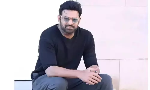 ప్రభాస్ కు పోటీగా బాలీవుడ్ స్టార్ కపుల్స్.. సెట్టయితే కేక..