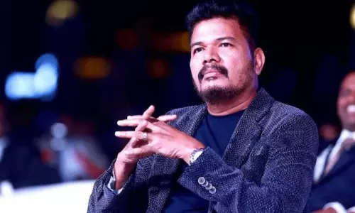 `గేమ్ ఛేంజ‌ర్` స‌క్సెస్ శంక‌ర్ అంత  కీల‌క‌మా?