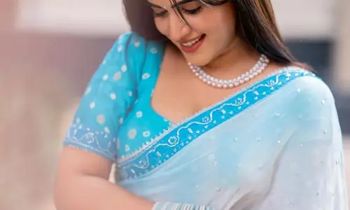 Sravanthi Chokkarapu Turns Heads