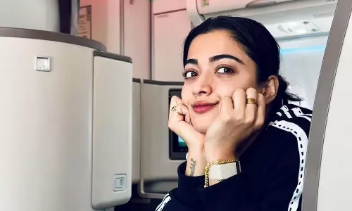 క్యూట్ లుక్ లో కాక పుట్టించేలా!