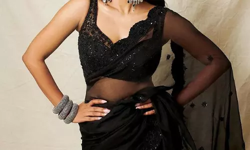 Hebah Patel’s Wardrobe is Full of Chic Fashion Picks