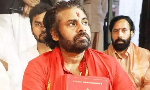 స‌నాత‌న ధ‌ర్మానికి చ‌ట్టం కావాలి:  వారాహి డిక్ల‌రేష‌న్ ప్ర‌క‌టించిన ప‌వ‌న్‌