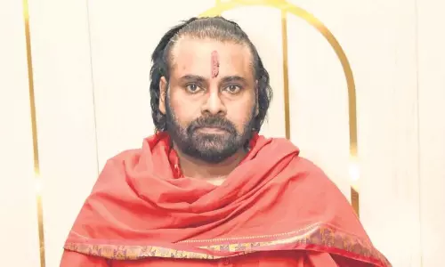 బీజేపీ బేఫిక‌ర్‌.. ద‌క్షిణాదిన రాజ‌కీయ‌ `హీరో`