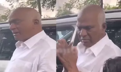 మా అమ్మ మళ్ళీ చనిపోయింది.. కన్నీళ్లు తెప్పిస్తున్న రాజేంద్రప్రసాద్ వీడియో