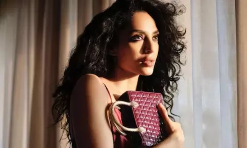 శోభిత‌ని  బ్యాక్ గ్రౌండ్ మోడ‌ల్ గా కూడా  పనికిరావు!