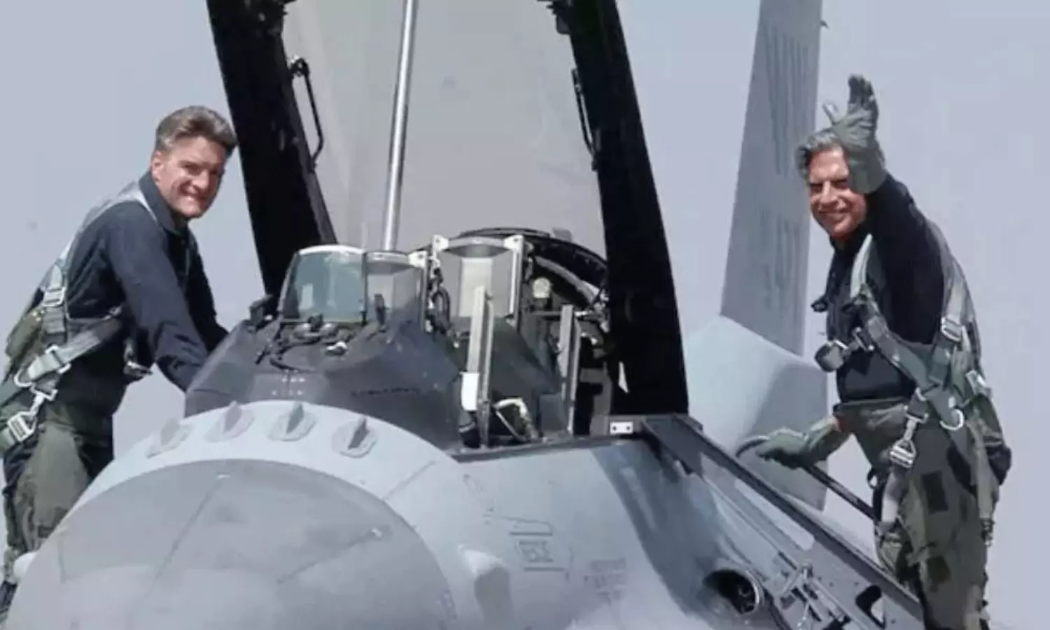 ‘ఫైటర్  జెట్  పైలట్’ రతన్  టాటా గురించి తెలుసా?