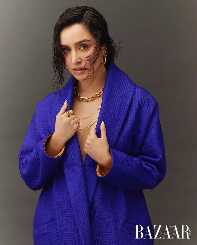 Shraddha Kapoor steals the spotlight in white Shraddha Kapoor steals the spotlight in white