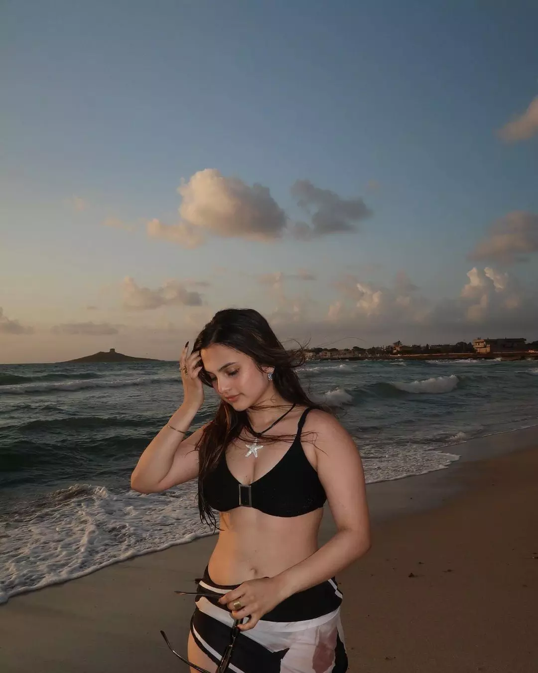 Ramya Pasupuletis Instagram Pics are Adorable and Stylish Ramya Pasupuletis Instagram Pics are Adorable and Stylish