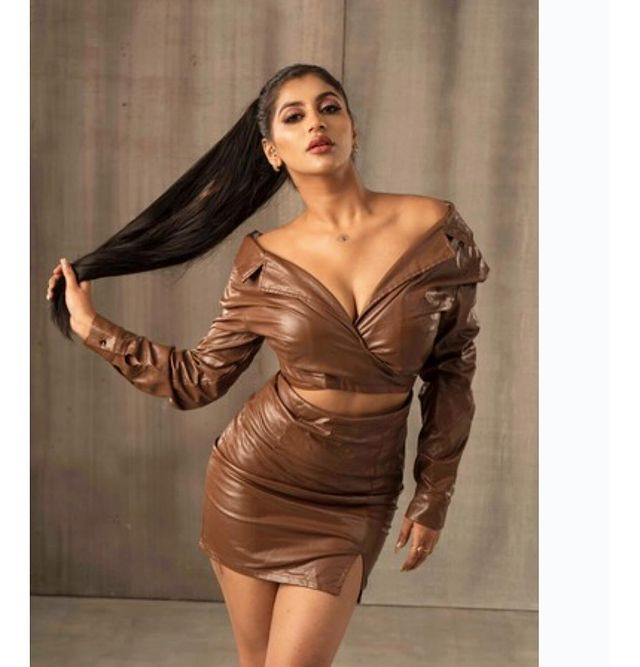 Yashika Aannand�s Elegant Dress Will Leave You in Awe