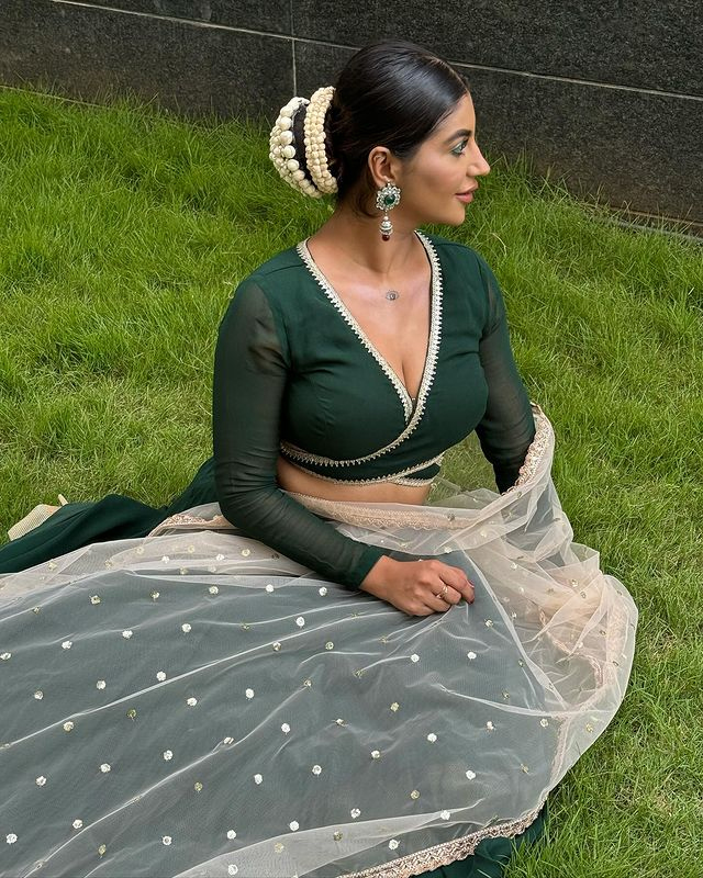 Yashika Aannand�s Elegant Dress Will Leave You in Awe Yashika Aannand�s Elegant Dress Will Leave You in Awe