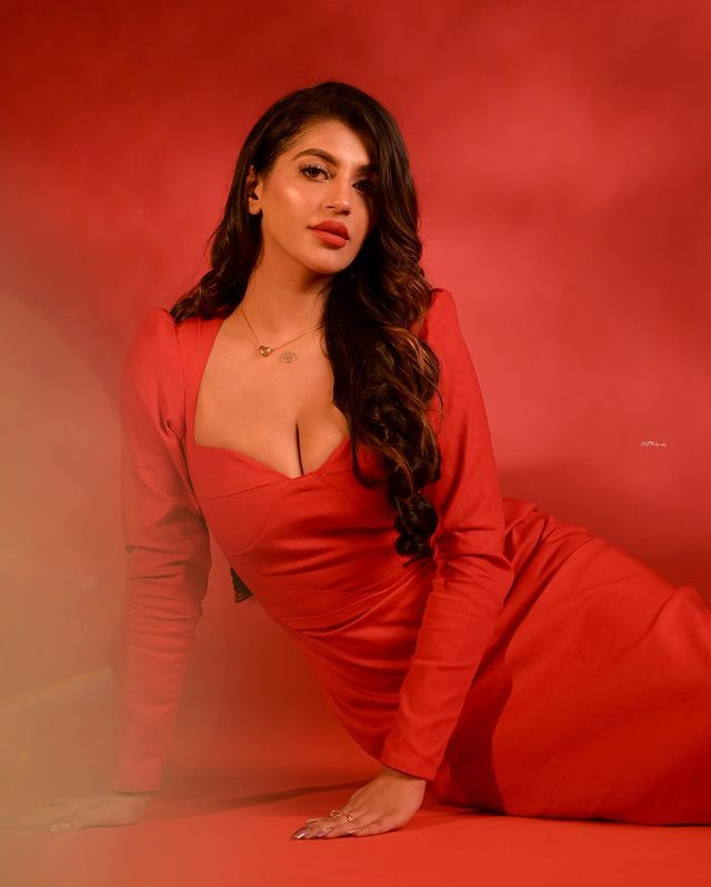 Yashika Aannand�s Elegant Dress Will Leave You in Awe Yashika Aannand�s Elegant Dress Will Leave You in Awe