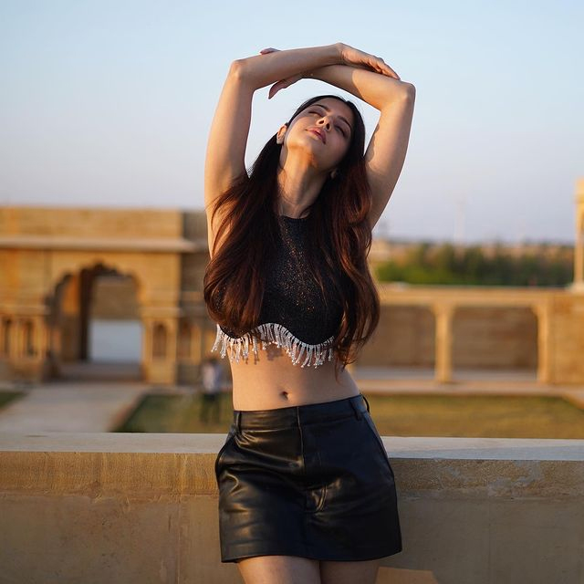 Vedhikas Show-Stopping Red Look