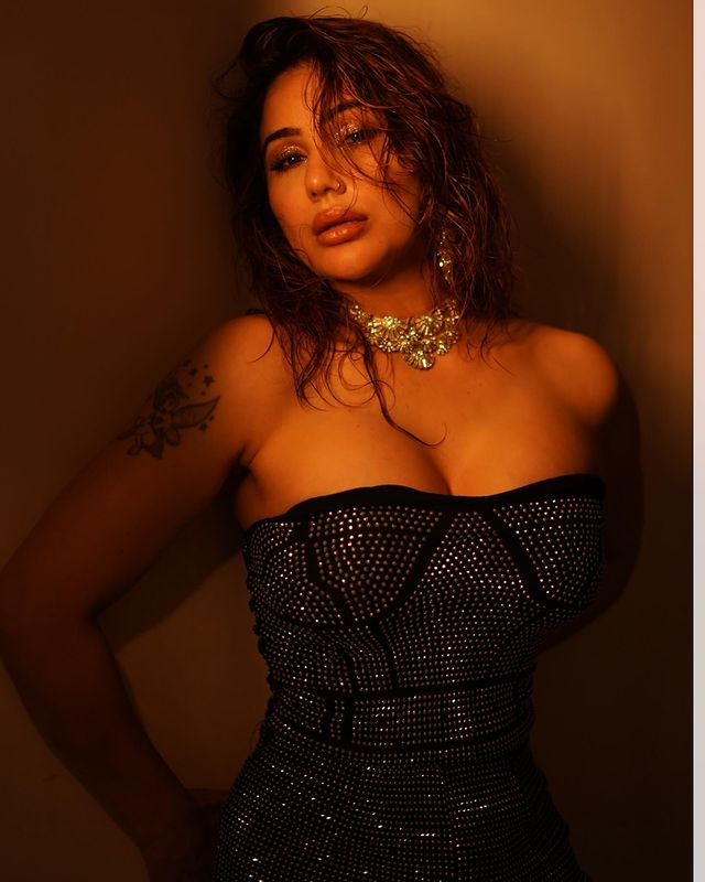 Kangna Sharma: Amaze Chic Trailblazer Kangna Sharma: Amaze Chic Trailblazer