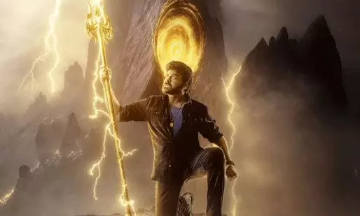 వీరమల్లు మీద కన్నేసిన విశ్వంభర? వీరమల్లు మీద కన్నేసిన విశ్వంభర?