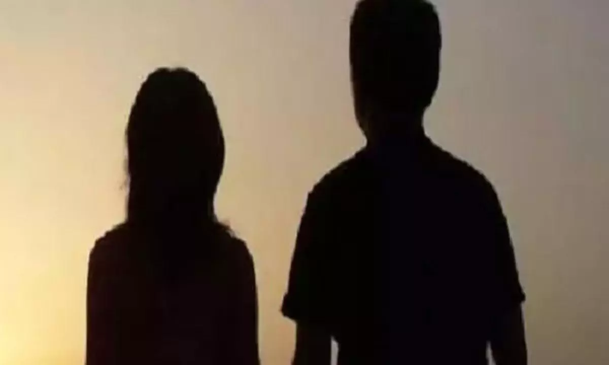 12 ఏళ్ల అబ్బాయితో 15 ఏళ్ల బాలిక జంప్... ఇది మూడోసారంట!