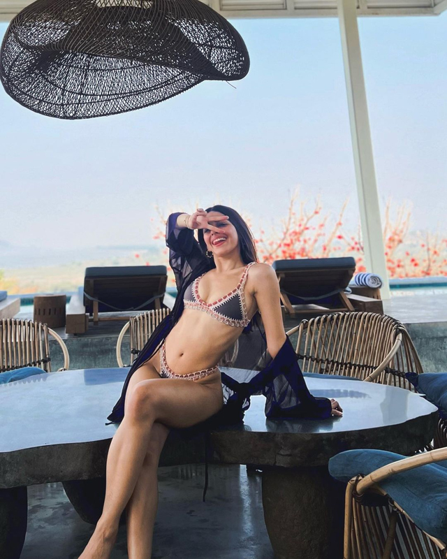 Alaya F Dazzles the Crowd in This Dress Alaya F Dazzles the Crowd in This Dress