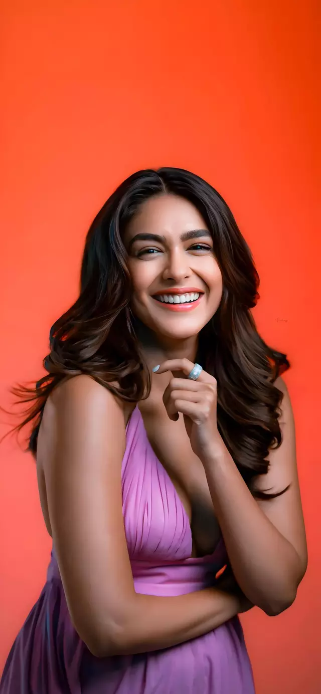 Mrunal Thakurs Ravishing Instagram Snaps