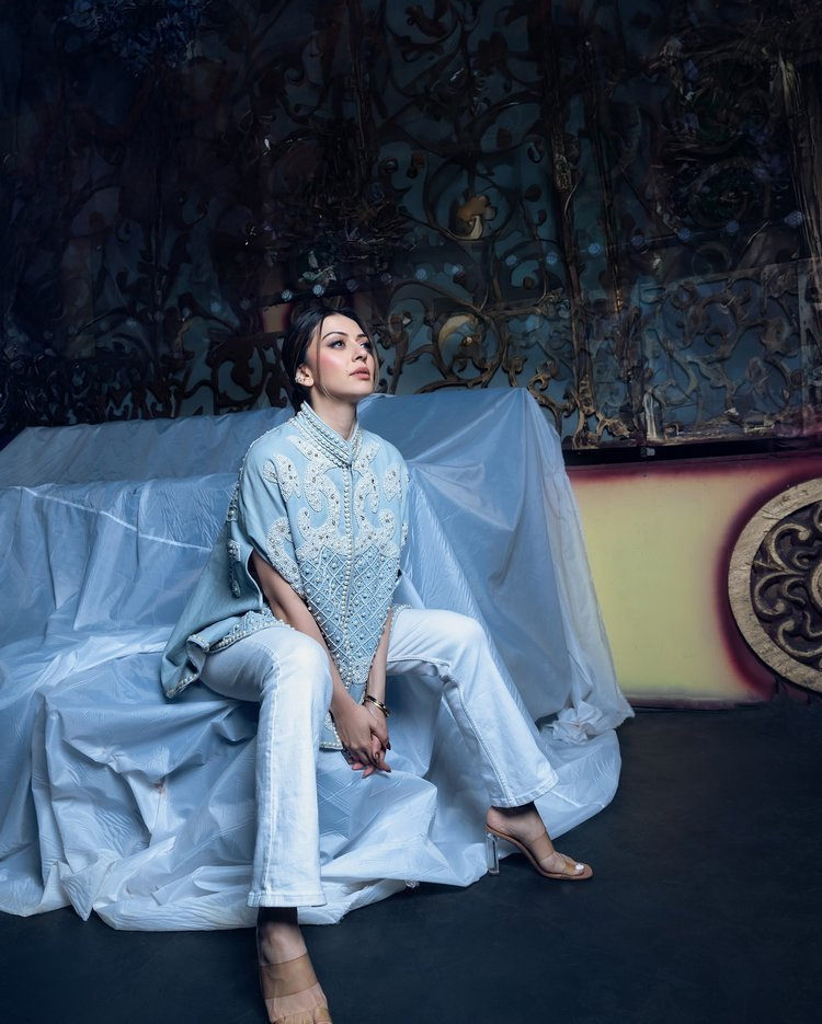 Hansikas Fashion Journey in Blue Hansikas Fashion Journey in Blue