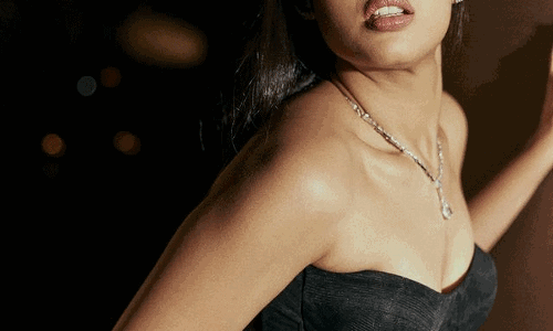 Faria Abdullah Rocks the Fashion World with This Dress