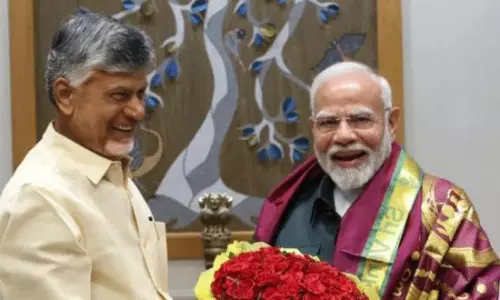 మోడీ ఎఫెక్ట్‌: బాబుకు ఆప్ష‌న్ లేదు ..!