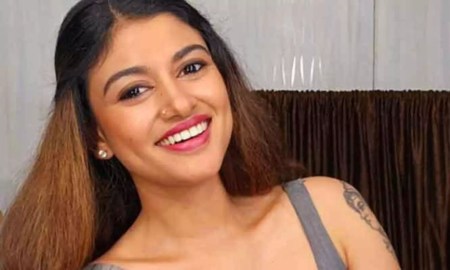 లీక్డ్ వీడియో పై ఇదేం ట్విస్ట్ అమ్మడు? లీక్డ్ వీడియో పై ఇదేం ట్విస్ట్ అమ్మడు?