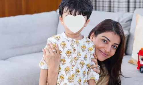 కొడుకుని అప్పుడే రంగంలోకి దించేసిన  చంద‌మామ‌!