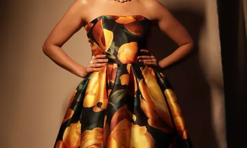 Mrunal Thakur looks more naughty then you expect Mrunal Thakur looks more naughty then you expect