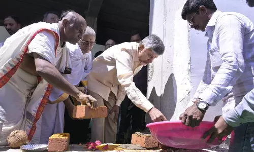 ఇవేమి హైదరాబాదీ మాటలు బాబూ !