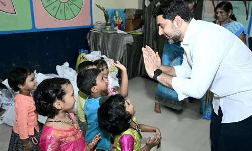 లోకేష్ అలా హడలెత్తించేస్తున్నారు !