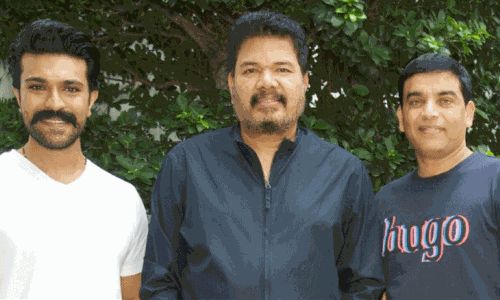 సంక్రాంతి రేస్.. సగానికిపైగా చరణ్ కేనా?