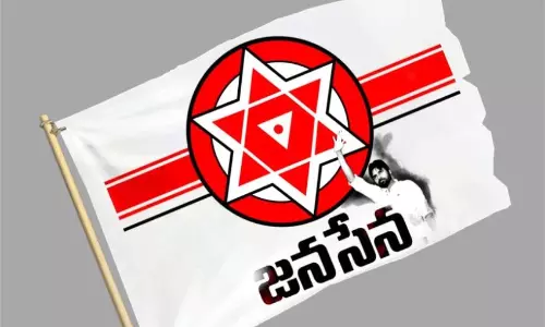 జనసేనలో ఆ ఇద్దరు ఎమ్మెల్యేలు ఎవరు ? జనసేనలో ఆ ఇద్దరు ఎమ్మెల్యేలు ఎవరు ?