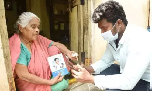 పాపం.. వ‌లంటీర్లు.. ఏపీలో ఇప్పుడిదే హాట్ టాపిక్‌...!