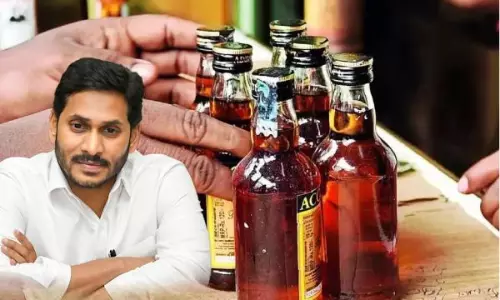 బీరూ బ్రాందీ తాగేవాళ్ళు జగన్ కి ఓటు వేస్తారా ?