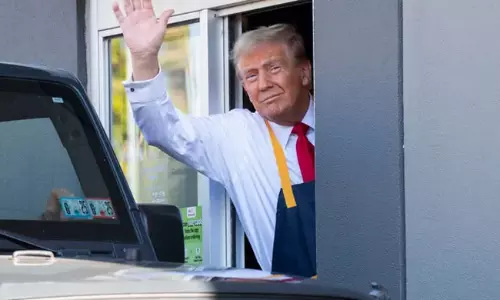 బెట్టింగ్  యాప్  లో  ట్రంప్  విజయావకాశాలు.. మార్పుకు ఇవేనా కారణాలు?