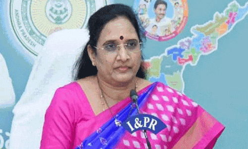 వాసిరెడ్డి పద్మ త్వరలో కాంగ్రెస్  లో చేరిక!!