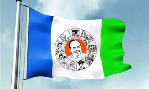 రెండు తుఫానులను త‌ట్టుకున్న వైసీపీ ..!