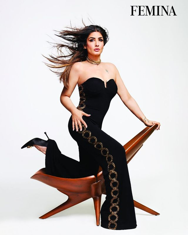 RAVEENA TANDON IN BLACK BOHO CHEVRON EMBROIDERED JACKET