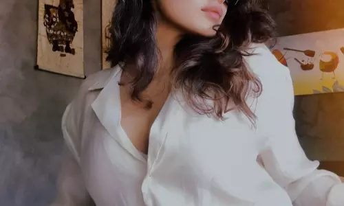 Ketika Sharmas Coffee Time Also Looks Beautiful