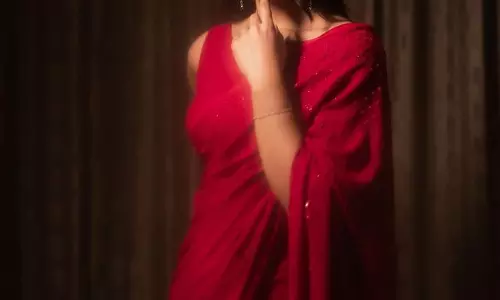 Rukmini Vasanth’s Is Simply Superb in Adorable Saree