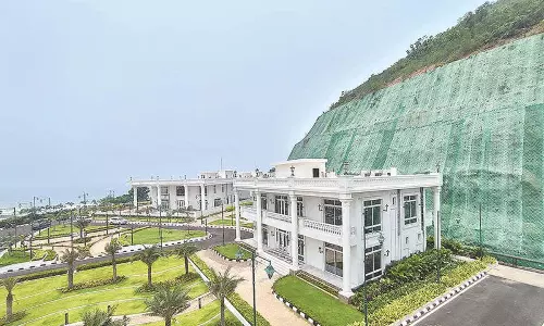 కూటమికి పెద్ద పరీక్షగా రుషికొండ ప్యాలెస్