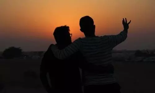 టాలీవుడ్ లో బ్ర‌ద‌ర్స్ క‌ల‌వాల్సిన స‌మ‌యం ఇదేనా!