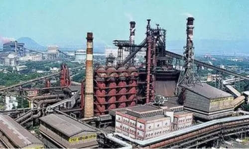 ఉక్కు పరిశ్రమకు కేంద్రం భారీ ఆర్థిక సాయం