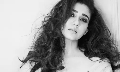 నయన్ బ్లాక్ అండ్ వైట్ గ్లామర్ లుక్.. స్టన్నింగ్