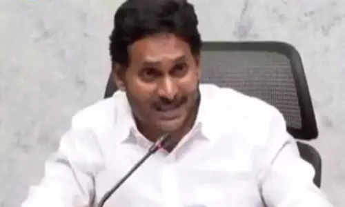 అసెంబ్లీకి వెళ్ల‌ని ఎమ్మెల్యేలు రాజీనామా చేయాలా..!