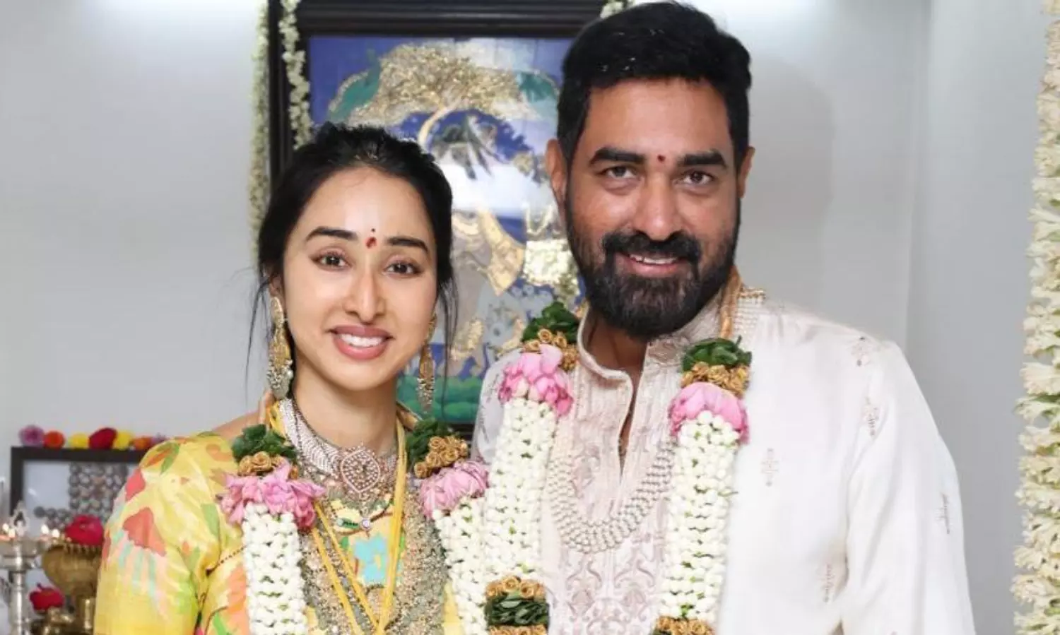 టాలీవుడ్ కొత్త జంట.. సింపుల్ వేడుకతో ఒక్కటైన క్రిష్ - ప్రీతి..