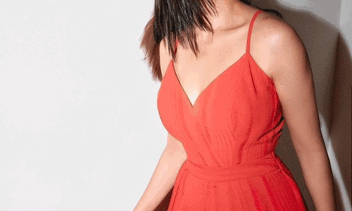 Actress Mrunal Thakur Photo Collection