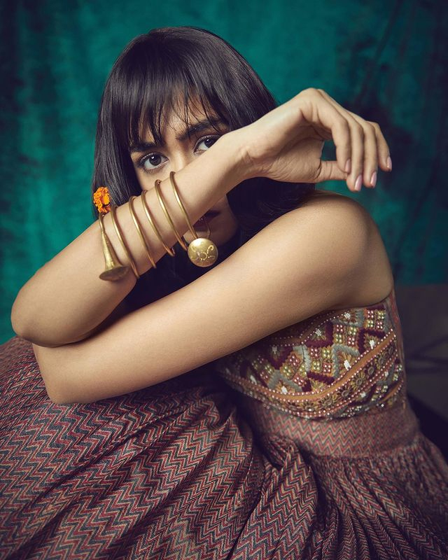 Actress Mrunal Thakur Photo Collection